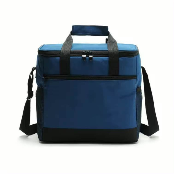 Large capacity insulated waterproof large cooler bag 